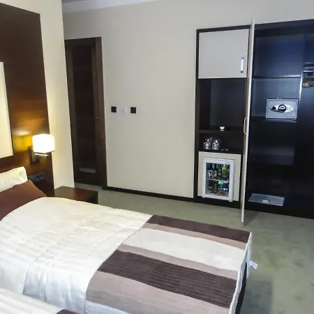 Boutique Hotel Golden Star Tuzla Quarto foto