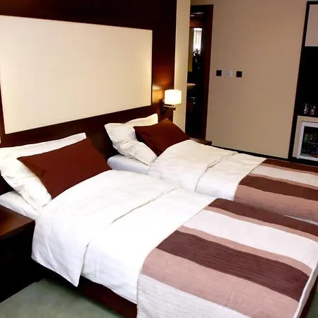 Boutique Hotel Golden Star Tuzla Quarto foto