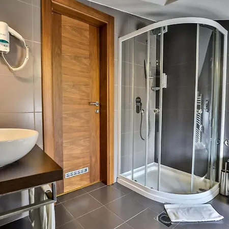 Boutique Hotel Golden Star Tuzla Exterior foto