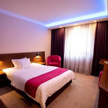 Boutique Hotel Golden Star Tuzla Exterior foto