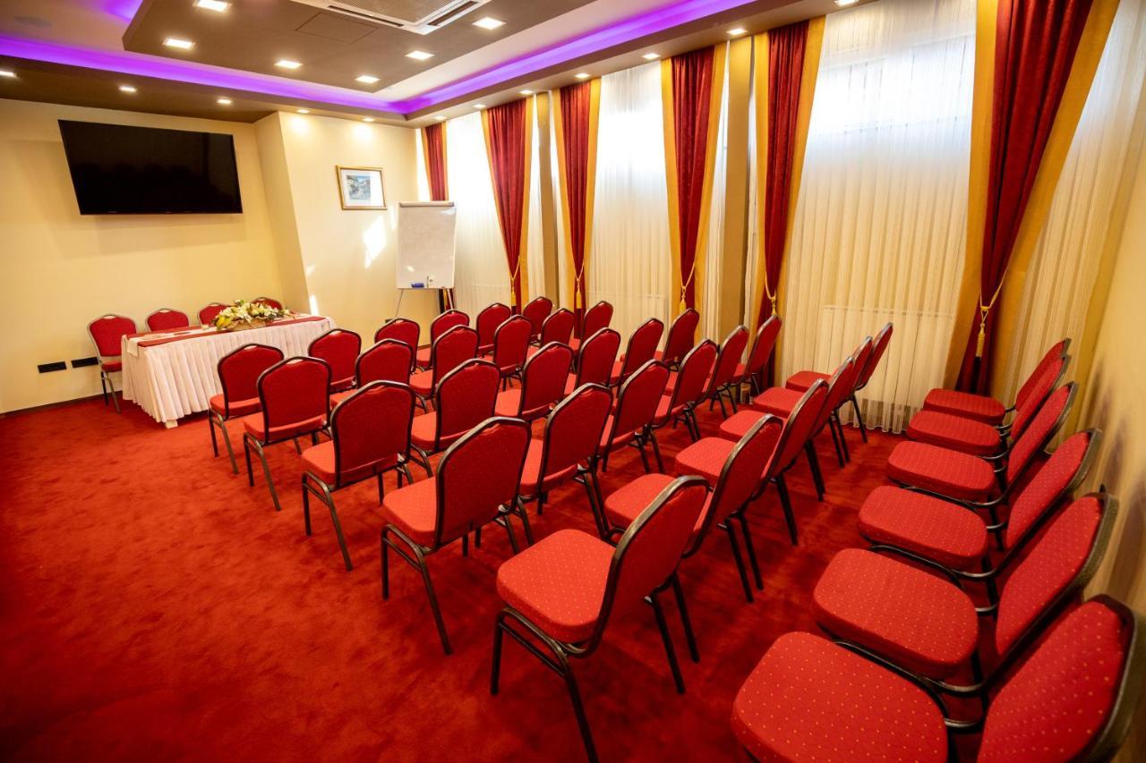 Boutique Golden Star 3* Tuzla