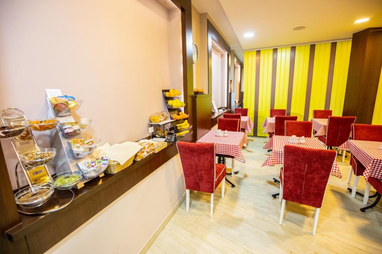 Boutique Golden Star 3* Tuzla